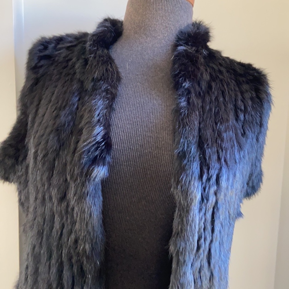 Love Token Rex Rabbit Fur Vest - Picture 3 of 10
